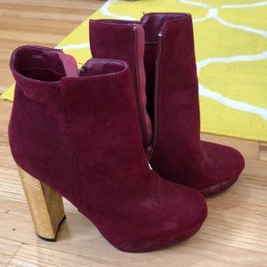 Size 6 gold heel ankle boots